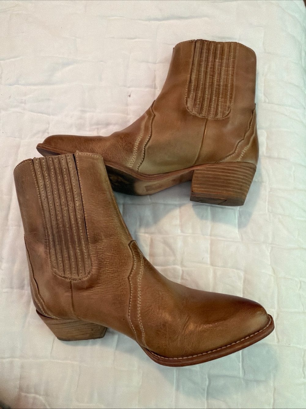 Free People New Frontier Western Leather Boho Chelsea Boots 38 Cowboy - Picture 6 of 8